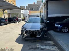 Audi Q3 2021 sport back