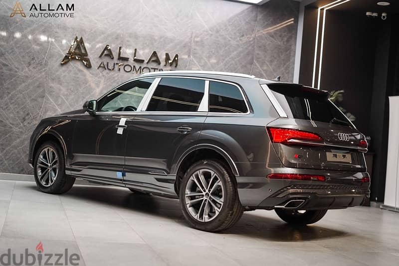 Audi Q7 2024 وكيل 3