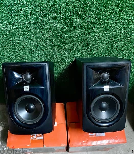 JBL 305P MkII 0