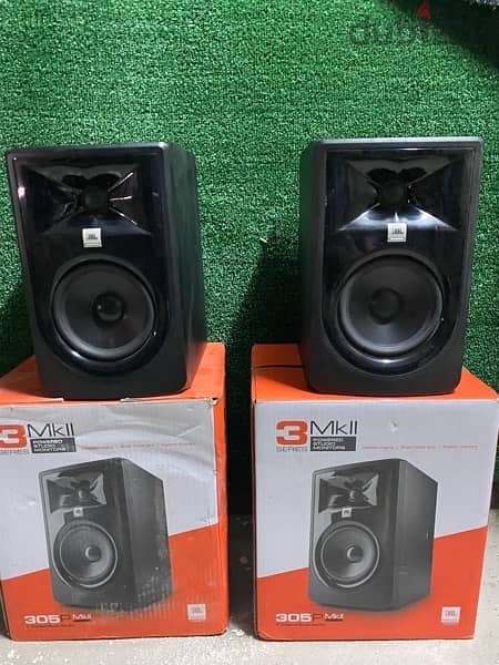 JBL 305P MkII 1