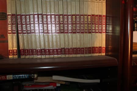 WORLD WAR II ENCYCLOPEDIA - 24 VOL (ILLUSTRATED)