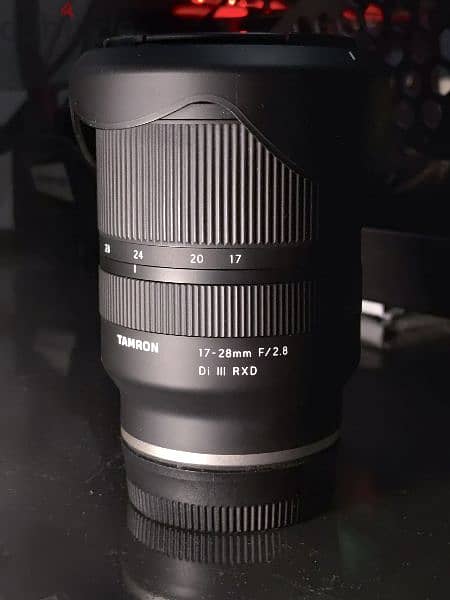 Tamron 17-28 f2.8 عدسة تامرون لسوني 1