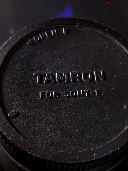 Tamron 17-28 f2.8 عدسة تامرون لسوني 4