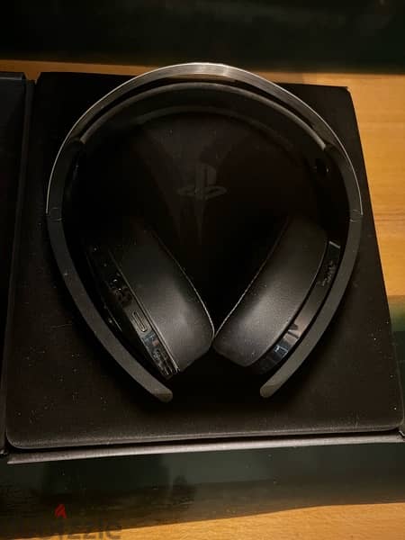 original Sony platinum headphones 1