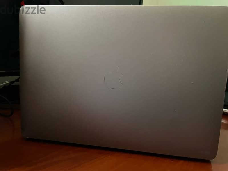 Macbook pro 2017 15 inch 512gb for sale 1