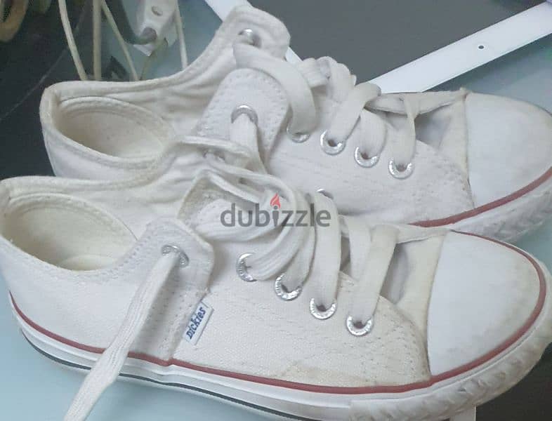 Almost new dikkies imported white shoes size 32 for boys 1