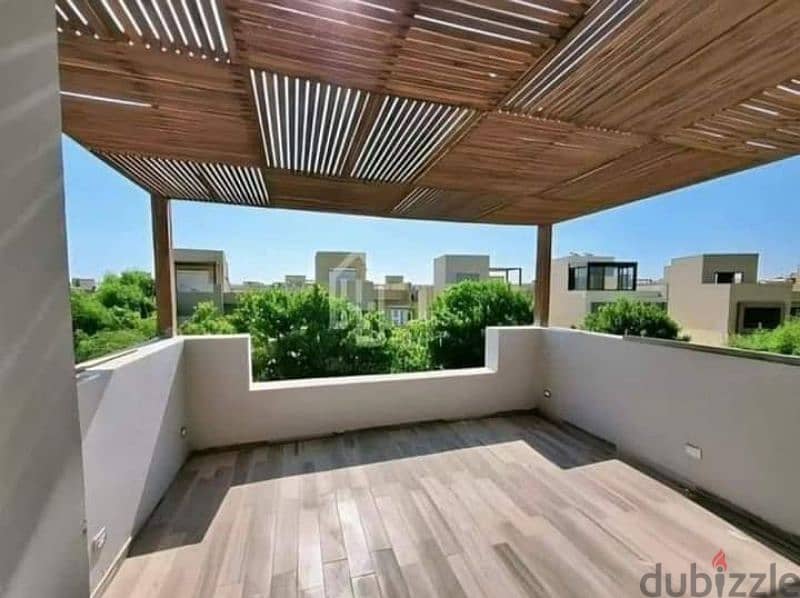 للبيع i villa garden  في كمبوند ذا ميديان بداخل كمبوند تاج ستي 4