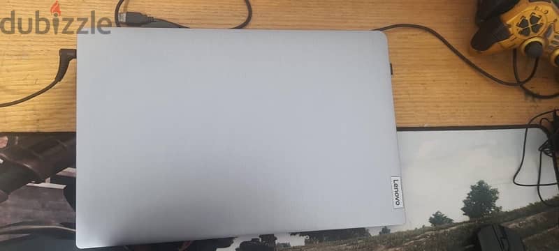 Lenovo ideapad3  ryzen 5 3500u 4