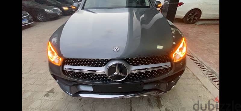 Mercedes-Benz GLC 200 Coupe amg 2020 like new سعر لقطة لسرعة البيع 3