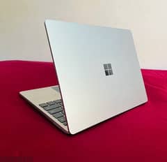 microsoft surface laptop go 2