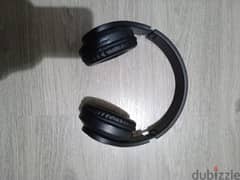 Bluetooth headphones 0