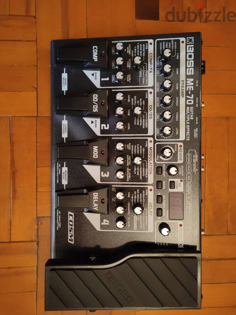 BOSS ME70 Guitar Multi-Effect 6