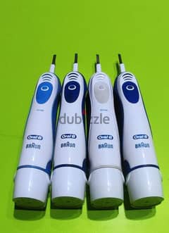 فرشاة اسنان اورال بى تعمل بالحجارة بدون غيار oral b 0