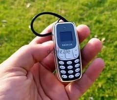 موبايل عفروتو 
Mini small phone
اصغر تليفون في العالم صغير

عملى جدا