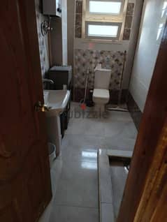 200m2 super high-lux apartment in Gardenia Heights 1 in the Fifth Settlement, third floor, distinguished location, bargain price, required 10,000