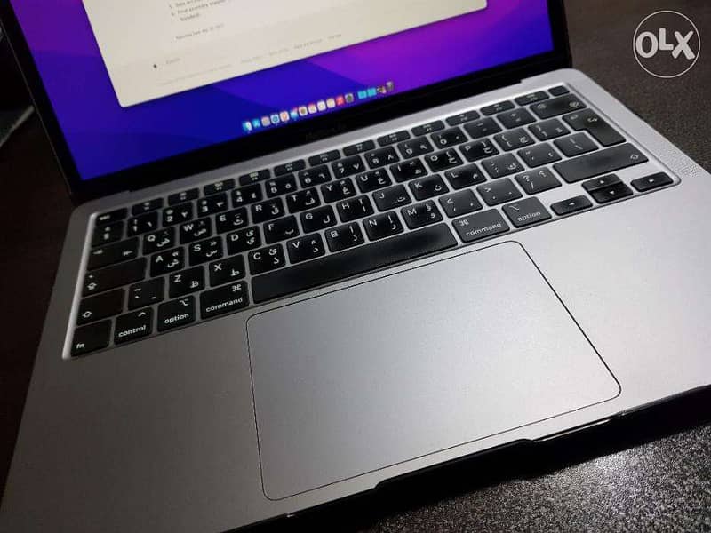 PRISTINE MacBook Air 2020 Retina i5 Quad Core 8GB RAM 512GB SSD 9