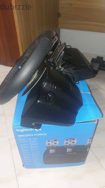 logitech g29 steering wheel حاله ممتازه 3