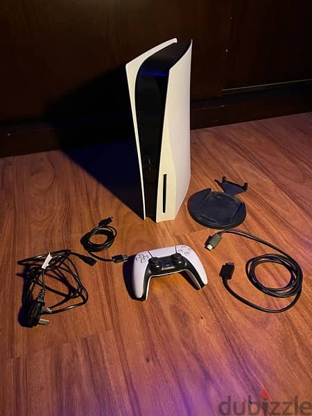 PlayStation 5 Used in great condition بلايستيشن ٥ مستعمله حاله ممتازه 0