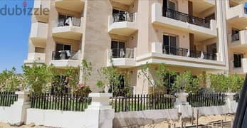 Apartment with a down payment of 900 thousand for sale near Madinaty