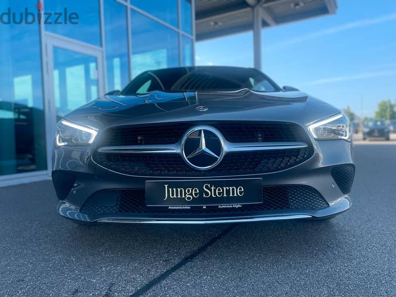 Mercedes-Benz CLA 180 2022 1