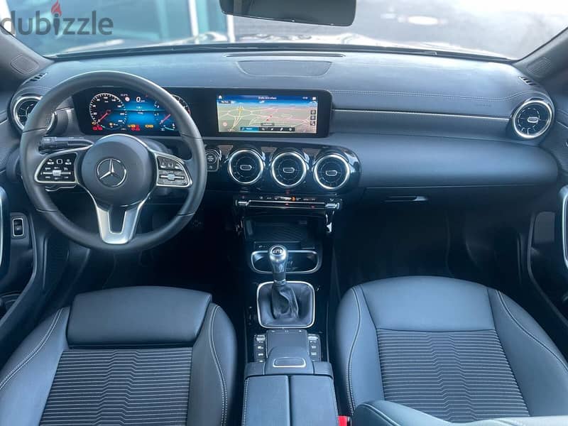 Mercedes-Benz CLA 180 2022 5