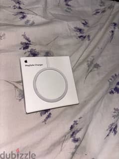 original sealed wirless apple magsafe -  وصلة وايرليس ابل ماج سيف جديد 0