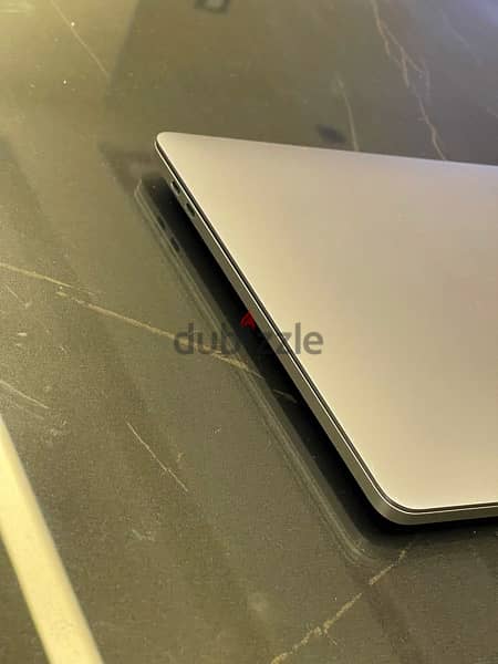 MacBook Pro M1 2020 With Touch Bar And Finger Print 6