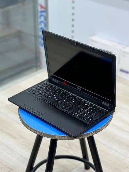 Dell latitude 5580 استيراد 1