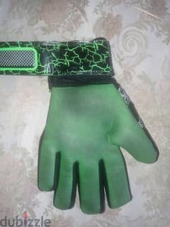 Ho Soccer gloves مقاس9 0