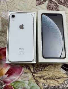 iPhone XR 0