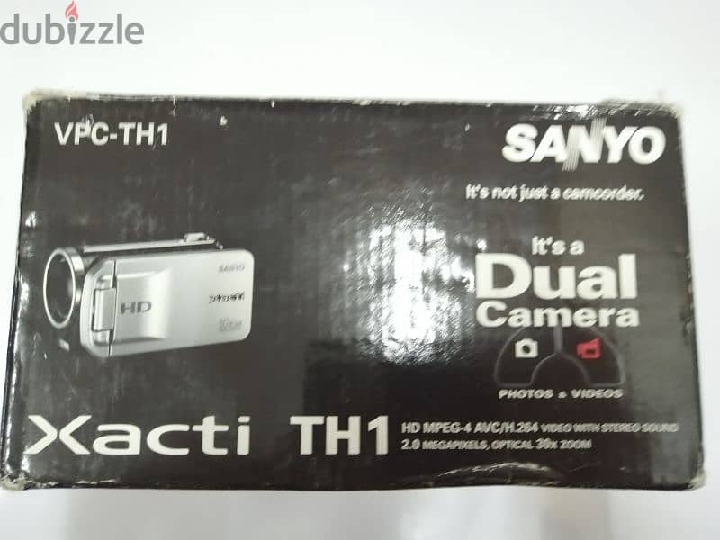 sanyo xacti dual vpc-th1 كاميرا 2