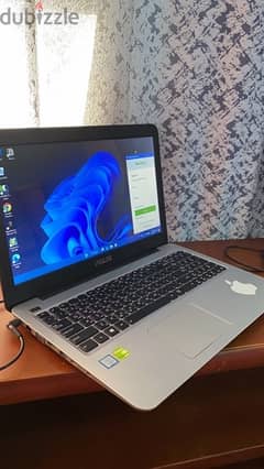 Asus x556ur 0