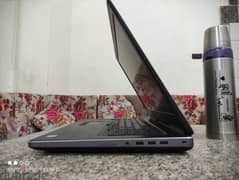 Dell precision 7710 workstation 0