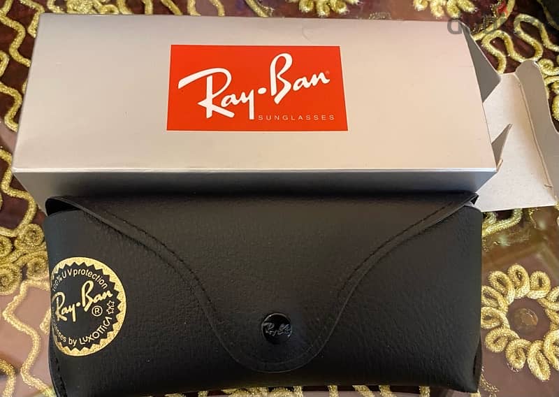 Ray-Ban watch 4