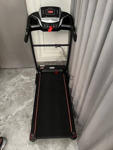 Top fit treadmill mt-555 brand new for 10,000 instead of 16,000 2