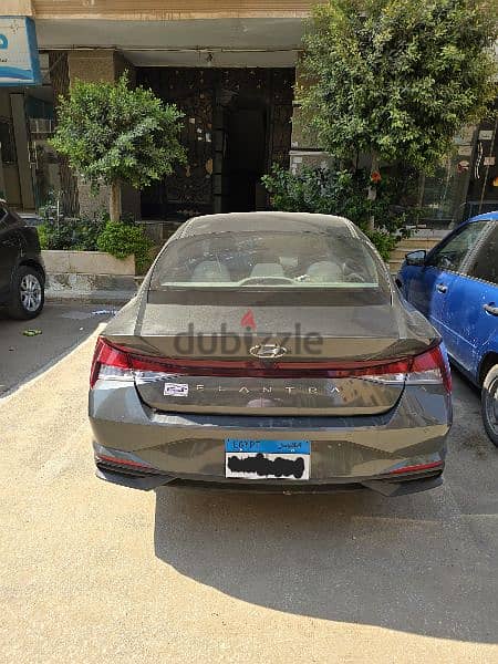 Rent Hyundai Elantra CN7 للايجار 2