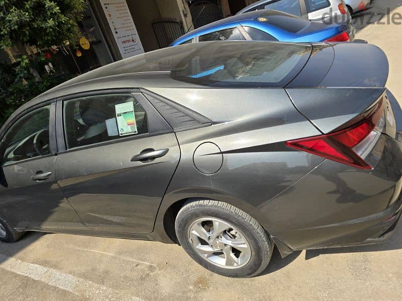 Rent Hyundai Elantra CN7 للايجار 3