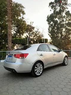 Kia Cerato 2010 اول مالك صيانات توكيل 0