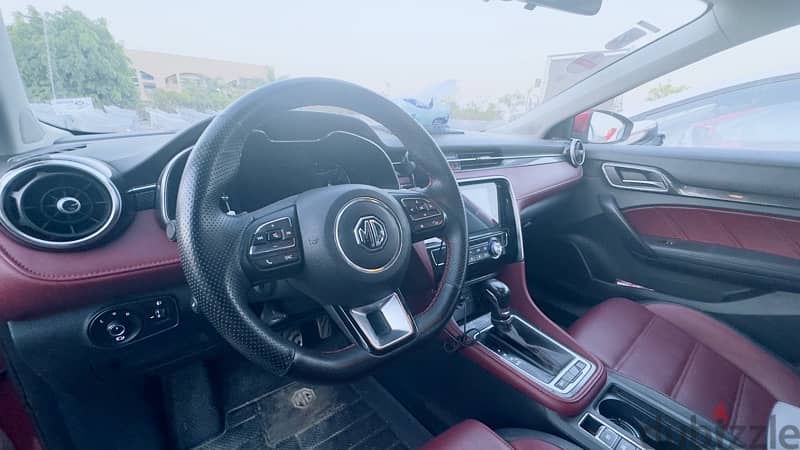 MG 6 Luxury Red Interior أعلى فئة 3