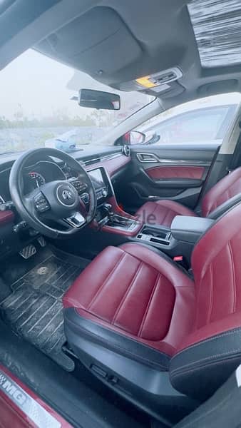 MG 6 Luxury Red Interior أعلى فئة 4