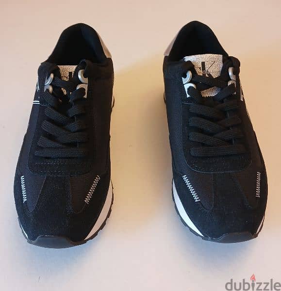 Calvin Klein Men's Shoes 41.5 Black/Silver New
جزمة كالفن كلاين للرجال 4