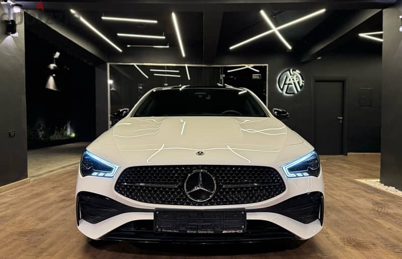 Mercedes-Benz CLA 200 2024 ONLY 1,000 km 0