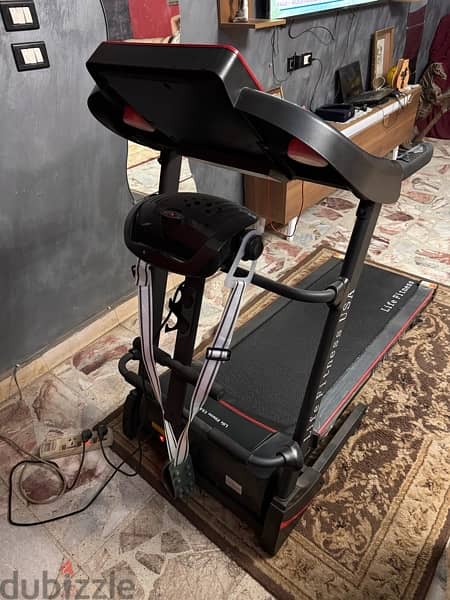 Life Fitness Treadmill 2