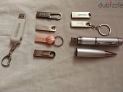 فلاش ميمورى / فلاشة / USB / عدد ٨ فلاشه احجام مختلفة