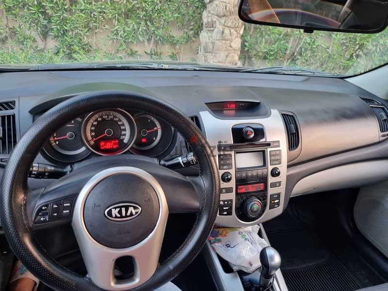 Kia Cerato 2010 1