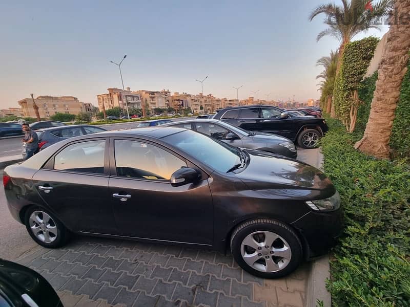 Kia Cerato 2010 3