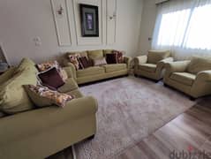 living room coushes كنب ليڤنج روم اربع قطع 0