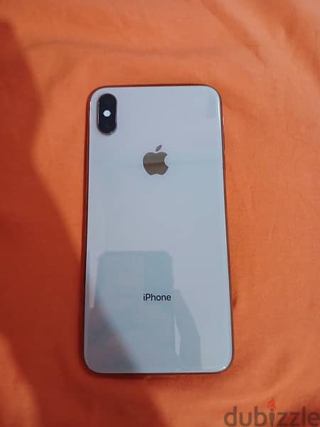 For sale iphone xs max Storage 256 Battery 77% Water proof   Like new 2