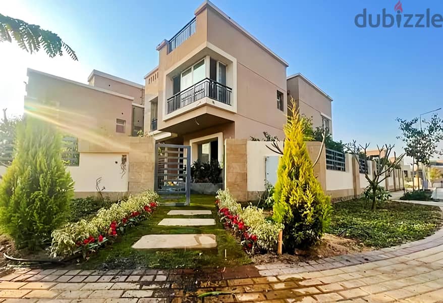 فيلا للبيع بسعر مميز جاهزة للمعاينة في تاج سيتي بالتقسيط | Villa For Sale in Taj City New Cairo Prime Location 1