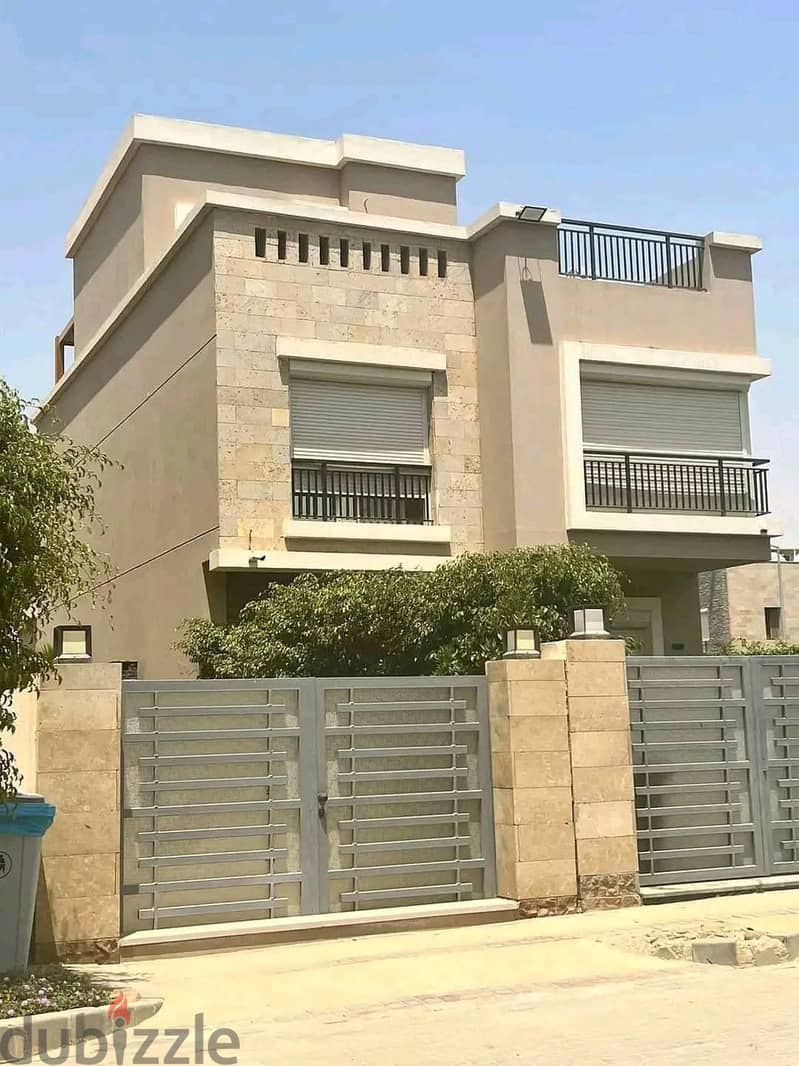 فيلا للبيع بسعر مميز جاهزة للمعاينة في تاج سيتي بالتقسيط | Villa For Sale in Taj City New Cairo Prime Location 2